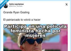 Enlace a Grande Ryan Gosling, por @NoVive_Socialis