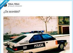 Enlace a Estos policías sí que imponían, por @TESLA_CREADOR