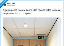 Enlace a Menudo troll el arquitecto de puertas, por @XoseCastro