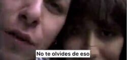 Enlace a Una chica se encontró un video que se grabaron sus padres en los 90 mientras la madre estaba embarazada