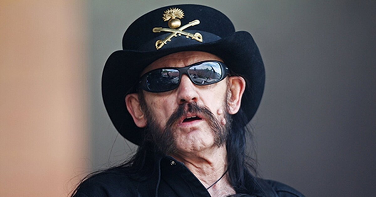 Brütal Legend rinde homenaje al fallecido Lemmy Kilmister