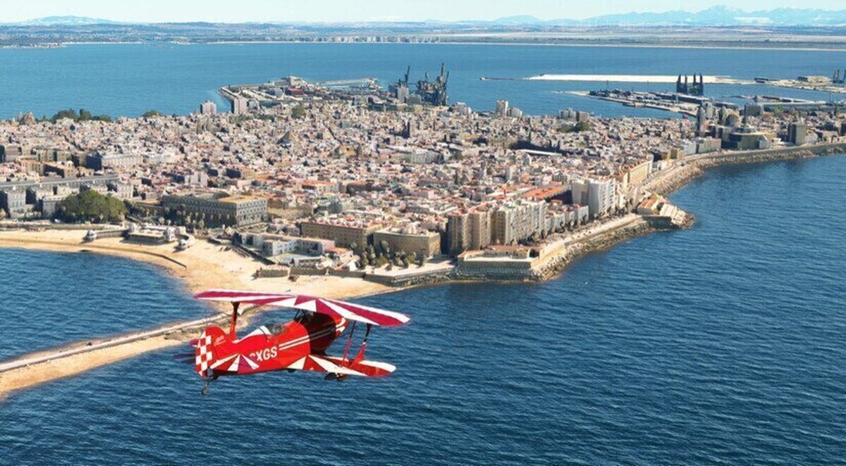 Cádiz como nunca la habías visto en Microsoft Flight Simulator – Ya disponible la City Update V: European Cities I