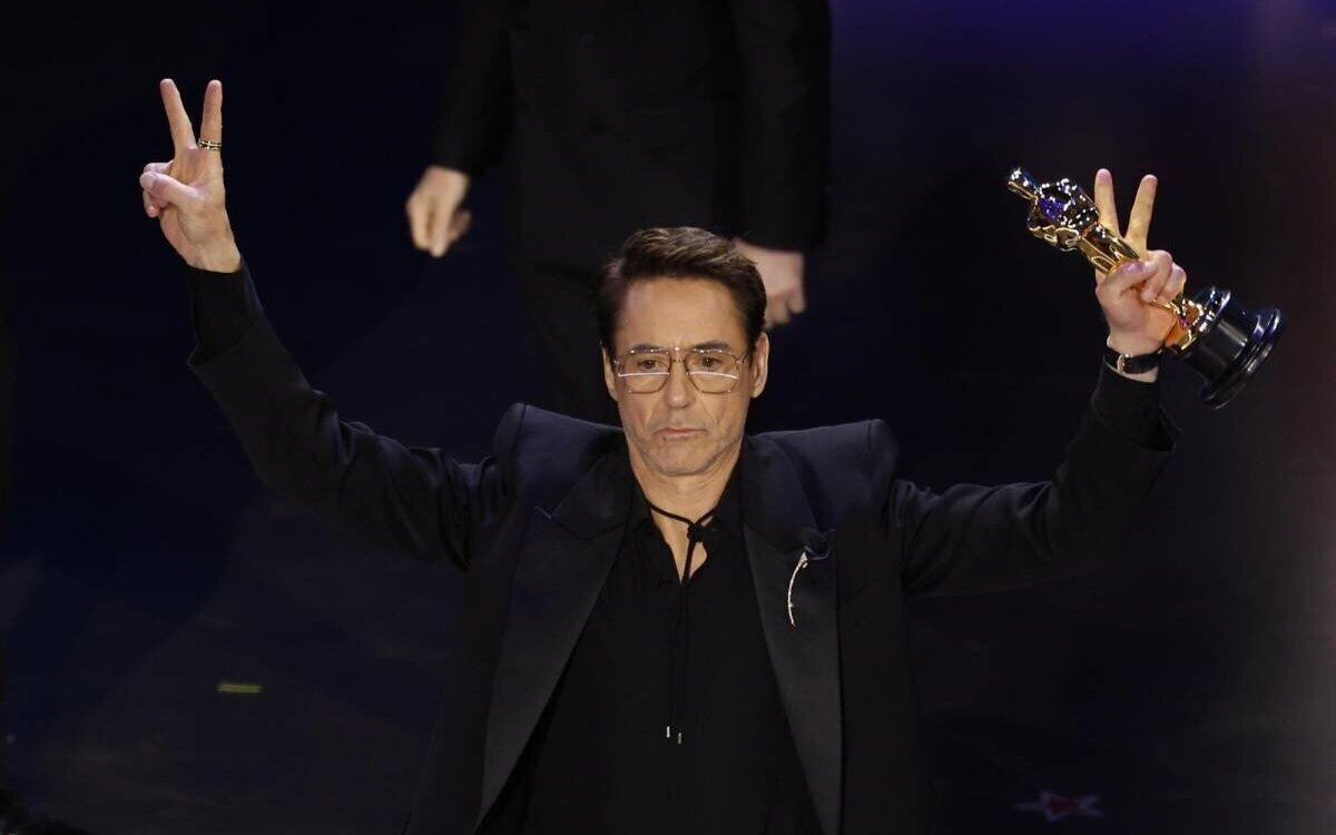 VIRAL: El emocionante discurso de  Robert Downey Jr. al recoger su primer Oscar