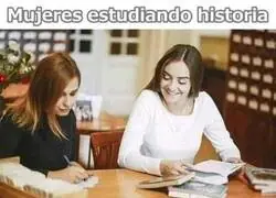 Aqu&iacute; aprendiendo historia...