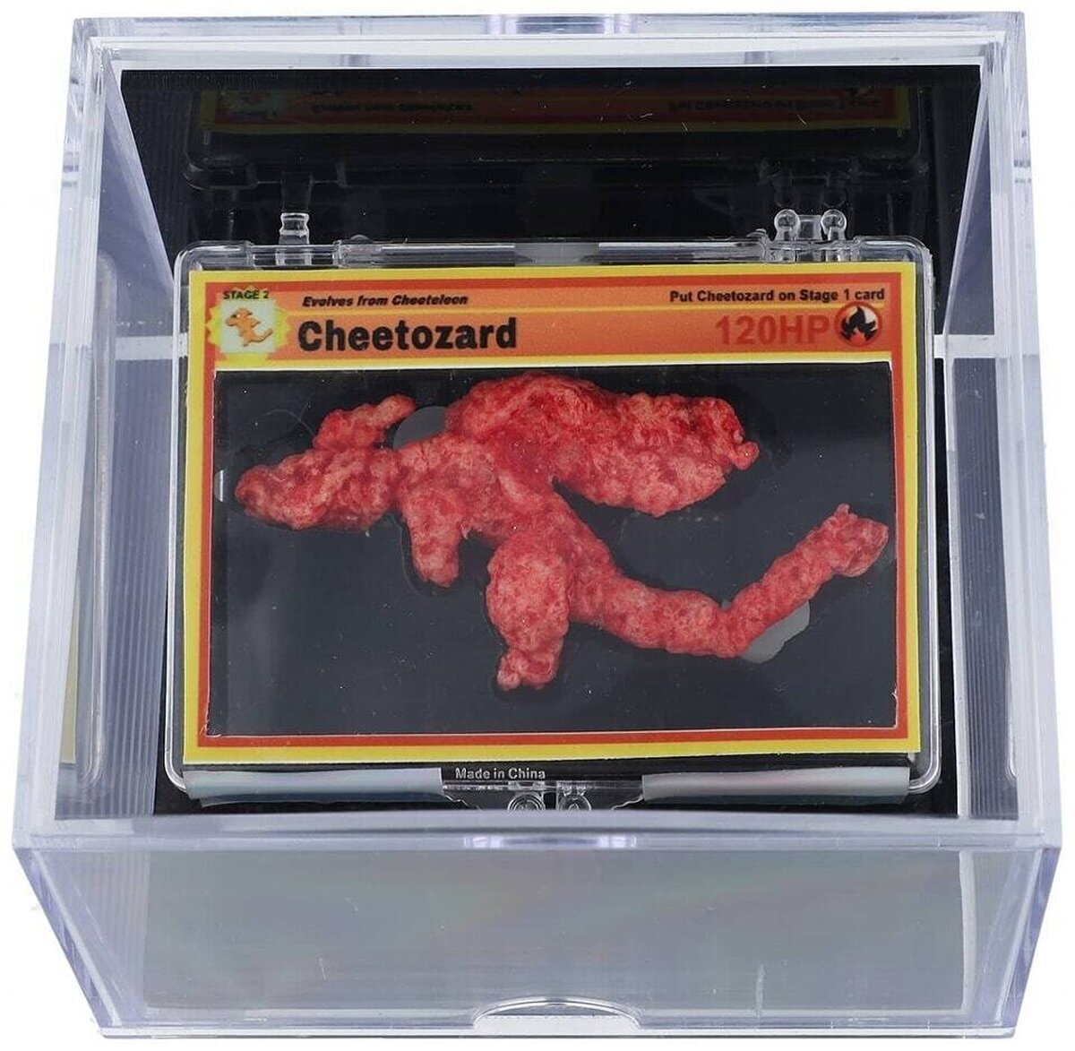 En China una vez se subastó un cheeto con forma de Charizard.