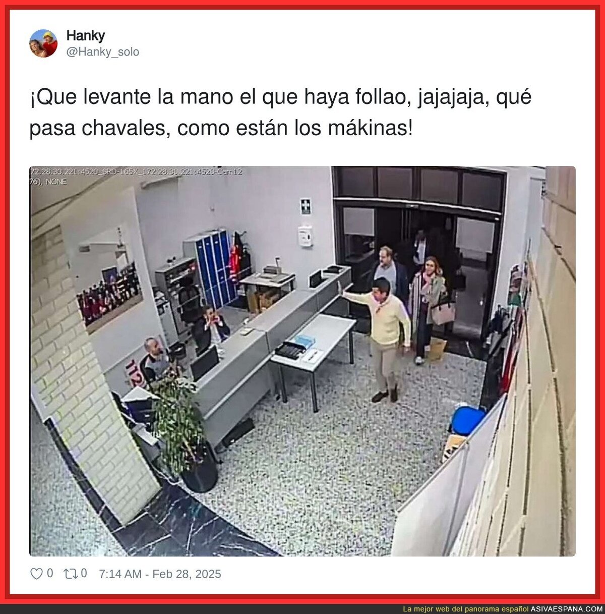 Carlos Mazón y su felicidad al llegar al CECOPI