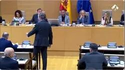 Rajoy, a Gabriel Rufi&aacute;n: "No tengo abogado, no me hace falta"Rufi&aacute;n: "Se lo recomiendo. Para el futuro"Rajoy: "Si necesito abogado en el futuro... habr&eacute; atropellado a alguien"Rufi&aacute;n: "El a&ntilde;o que viene hay un juicio del caso Kitchen. Quiz&aacute; le convien