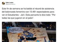 Una gran pancarta hacia el futuro