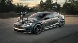 Un hombre en Texas instala una ametralladora en su Tesla y lanza una advertencia: &ldquo;Atr&eacute;vete a vandalizarlo&rdquo;