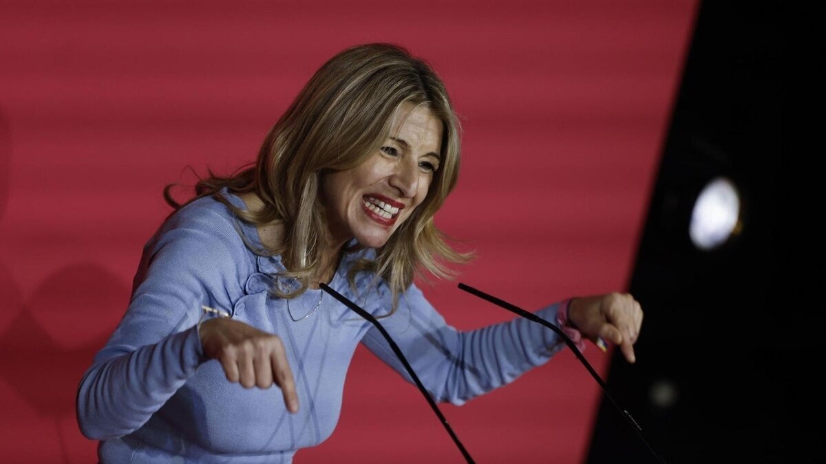 Pillan a Yolanda Díaz comprándose una botella de champagne de 250 euros en El Corte Inglés