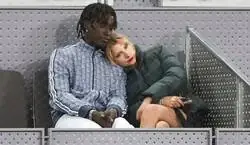 As&iacute; cambia la historia cuando es una mujer cuando est&aacute; con un j&oacute;ven y viceversa