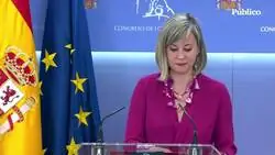 Bertrand Mondongo la intenta liar en rueda de prensa del Congreso