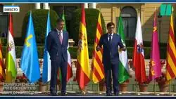 Salvador Illa responde a Ayuso: "Las lenguas cooficiales son una riqueza y son patrimonio de todos. El catal&aacute;n es una lengua de la misma familia que el castellano. Es un s&iacute;mbolo de la realidad de nuestro pa&iacute;s. Entender eso es entender Espa&ntilde;a".