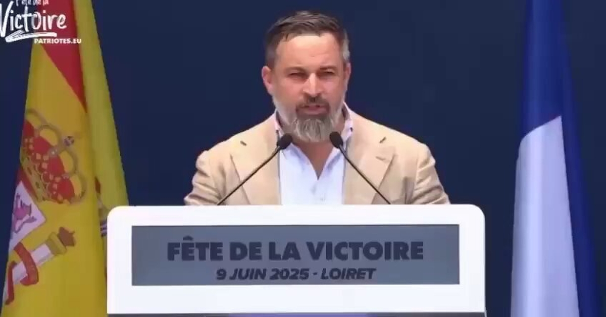 La cara de Le Pen escuchando a Abascal hablar en francés es un drama ...