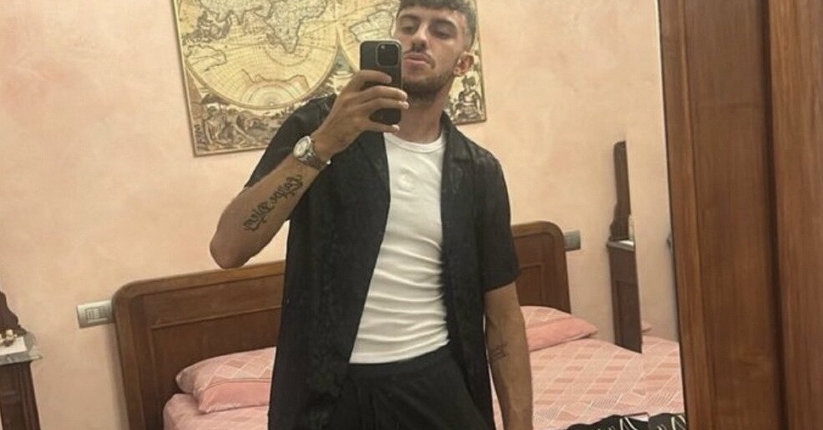 Matteo Ruggeri y su humilde lugar para estar de vacaciones en Ibiza