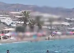 Ba&ntilde;istas a la carrera para detener a los inmigrantes llegados a Castell de Ferro: