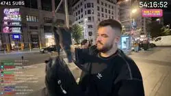 El streamer Guanyar le pide a un seguidor que haga un aceler&oacute;n y acto seguido la polic&iacute;a lo persigue con las luces