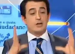 Socialismo o esta barbarie neoliberal. As&iacute; ha acabado Sim&oacute;n P&eacute;rez, que se hizo famoso con su v&iacute;deo de las hipotecas fijas puesto hasta las cejas