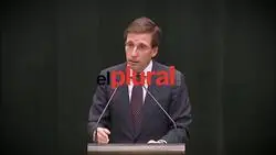 Almeida asegura que en Madrid no hay m&aacute;s bomberos por culpa de la Ley Trans