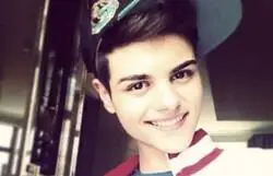 &iquest;Qu&eacute; se ha hecho Abraham Mateo?