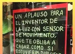 Vaya escenas se forman en el ba&ntilde;o