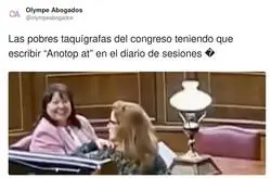 Surrealista escena en el Congreso