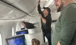 Pablo Iglesias se r&iacute;e de sus seguidores