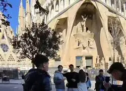 Un espa&ntilde;ol en Barcelona gasta bromas a los magreb&iacute;es, trat&aacute;ndolos como ellos tratan a los dem&aacute;s