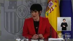 Tenemos un problem&oacute;n con las pensiones y la ministra de Inclusi&oacute;n y Seguridad Social hablando de Bad Bunny. Espa&ntilde;a tiene lo que se merece