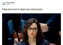 Se pone gafas y de repente los medios: &ldquo;nuevo look institucional&rdquo;, cari&ntilde;o, es el filtro de autoridad