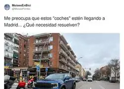 Necesidad: aparcar en doble fila sin sentirte culpable, que para algo mide dos carriles