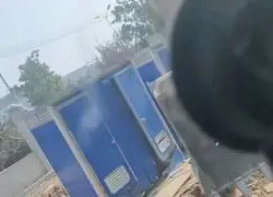 La t&iacute;pica broma con tu colega de casi partirle a la mitad con la pala de una gr&uacute;a mec&aacute;nica