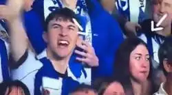 Mucho &aacute;nimo al novio de esta chica, le vendr&aacute; bien un poco de calcio