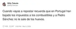 Portugal bajando impuestos y aqu&iacute; seguimos pagando la gasolina como si viniera firmada por el Rey