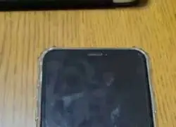 Mi tel&eacute;fono cuando estoy a punto de pagar y hay 20 personas detr&aacute;s de m&iacute; en la fila mir&aacute;ndome para que me apure