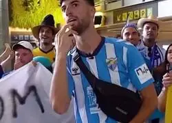 Unos aficionados del M&aacute;laga fueron al aeropuerto, cogieron a un chino completamente random que acababa de aterrizar y empezaron a tratarlo como si fuese el nuevo fichaje del club