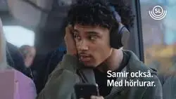 El gobierno de Suecia public&oacute; una propaganda donde una mujer blanca es la ruidosa y molesta en un colectivo lleno de negros educados