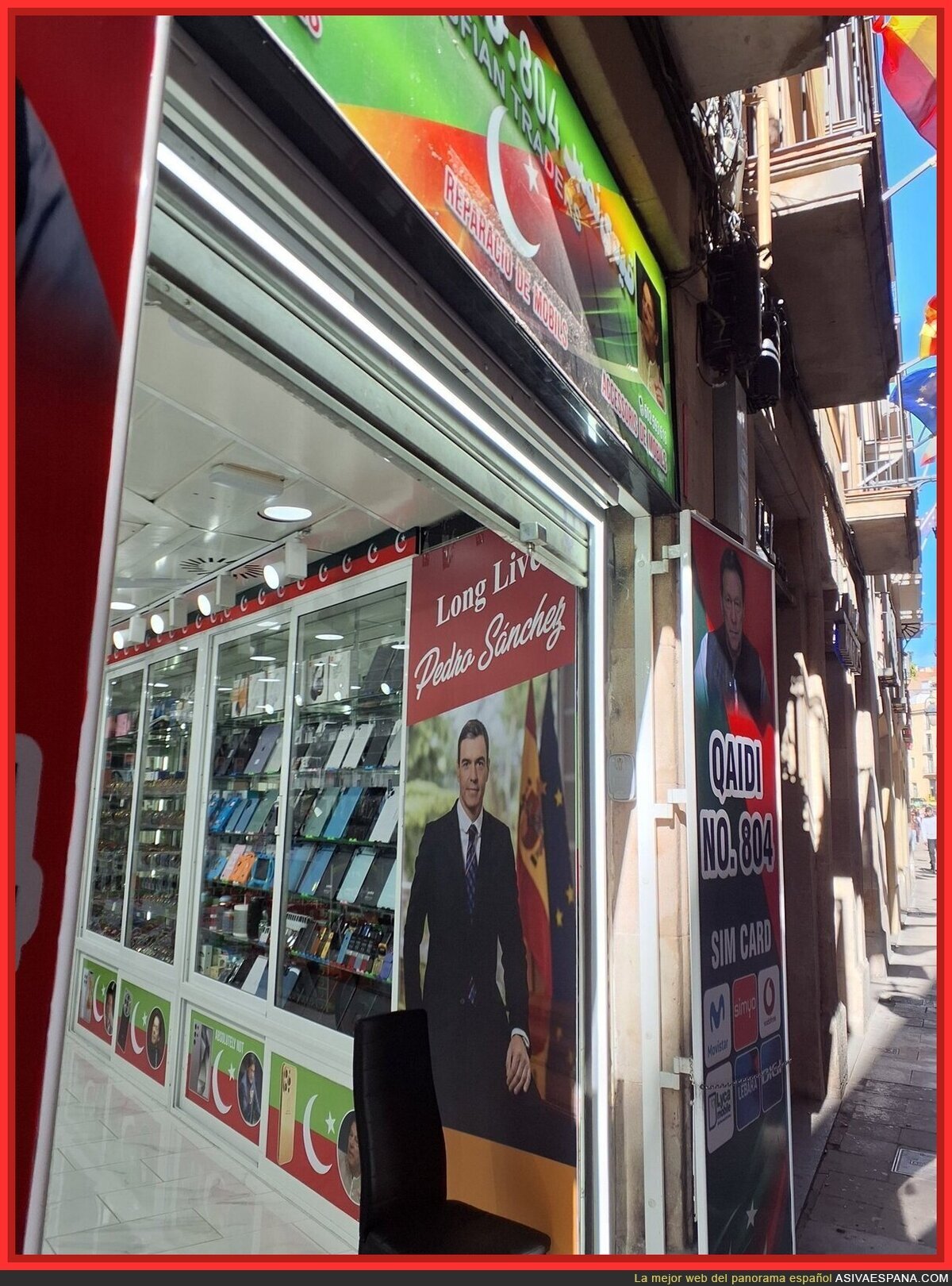 Barcelona. Las tiendas de telefon&iacute;a paquistan&iacute;es idolatran al PSOE/PSC. Tiendas que est&aacute;n siempre vac&iacute;as. Blanqueo de capitales. Corrupci&oacute;n pol&iacute;tica. Nadie lo investiga. Todo el mundo calla.