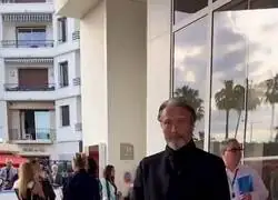 C&oacute;mo sale el funcionario a por el segundo caf&eacute; de la ma&ntilde;ana con 500 ilegales haciendo cola en la puerta del ayuntamiento