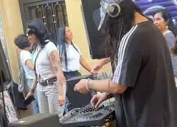 &iquest;Quieres pasear por las calles de Barcelona? NO puedes porque estudiantes de la Universidad Aut&oacute;noma llevan de RAVE 5 d&iacute;as. El OLOR es insoportable