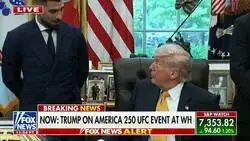 Ilia Topuria ha acudido a rendir pleites&iacute;a en el Despacho Oval a Donald Trump, menudo pelota