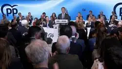 Feij&oacute;o, sobre el resultado en Andaluc&iacute;a: "Ha sido una victoria espectacular", mientras Moreno se enfrenta a una investidura inviable si no pacta con Vox