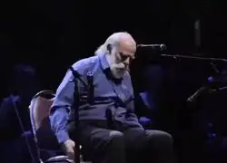 Cuando estoy en un ba&ntilde;o p&uacute;blico y no queda papel, ni hay secamanos