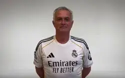 El Hormiguero entrevista a Riquelme, que cuenta que va a fichar a Haaland... y el crack de Florentino compra el primer anuncio tras el programa y suelta que va a traer a Mourinho Me lo imagino ri&eacute;ndose solo en un despacho de la Estrella de la Muerte