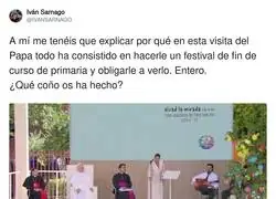 Lo que ha tenido que sufrir el Papa teniendo que ver a toda esta pe&ntilde;a