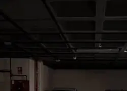 &iquest;Pero c&oacute;mo vas a estrellar el coche en el garaje de esa forma? &iquest;No sabe que existen frenos?