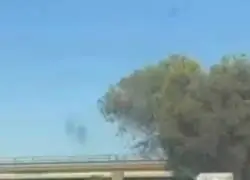 Ya empezamos con los atracos en carreteras como pa&iacute;ses tercermundistas. V&iacute;a de servicio de la autov&iacute;a A-92. Varios encapuchados asaltan un veh&iacute;culo en plena carretera