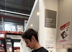 Si vas a alquilar el piso ponle una cocina de mierda, no te la van a cuidar. Pero el precio del alquiler no es acorde al de la cocina, LABORES SINVERG&Uuml;ENZAS
