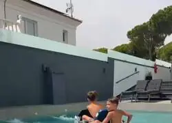 Estoy llorando con los etnianos que practican con las narcolanchas desde peque&ntilde;os en la piscina de su casa