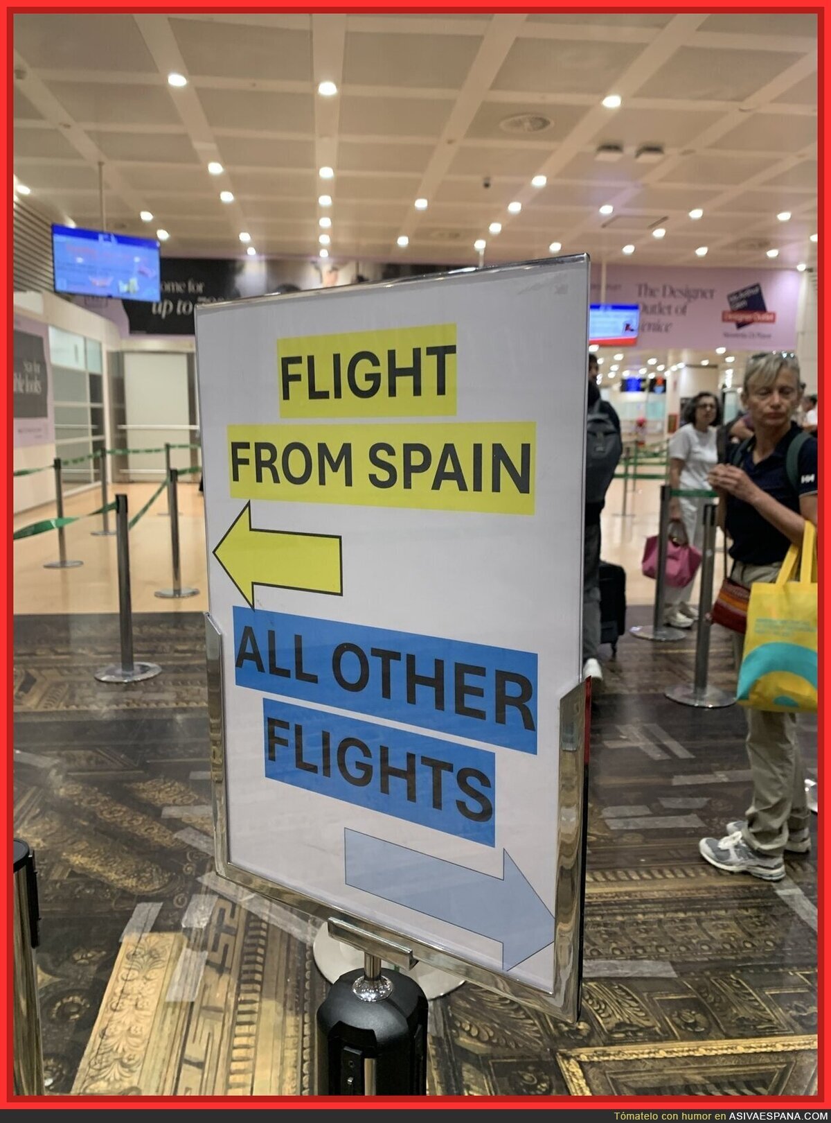 Cartel a la llegad a Venecia, &iquest;no dec&iacute;an que no pod&iacute;an hacerlo?